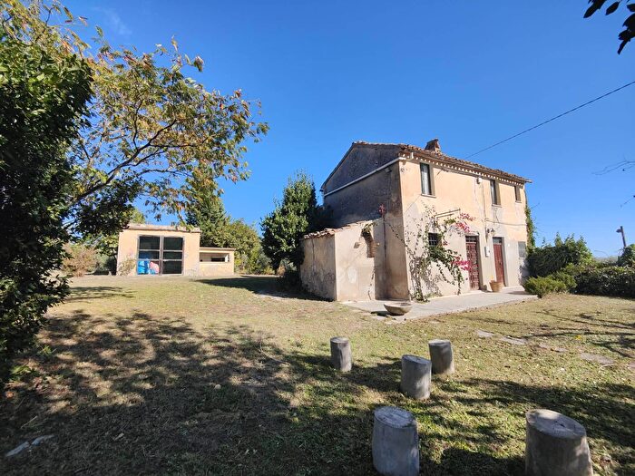 Casa con 6 locali in vendita in Contrada Casarica, Acquaviva Picena