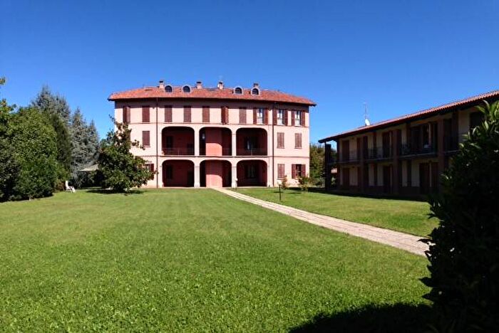 Appartamento bilocale in affitto in Carnate