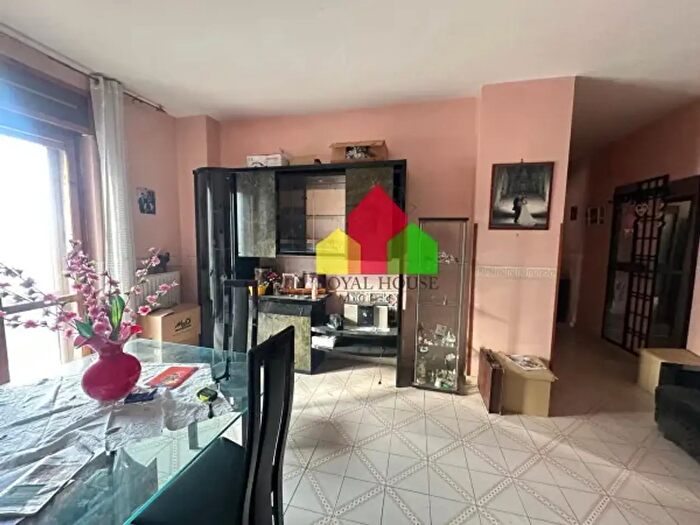 Appartamento trilocale in vendita in Via San Francesco dAssisi, Villaricca