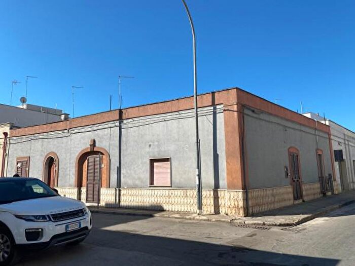 Appartamento quadrilocale in vendita in Via Umberto I, Avetrana