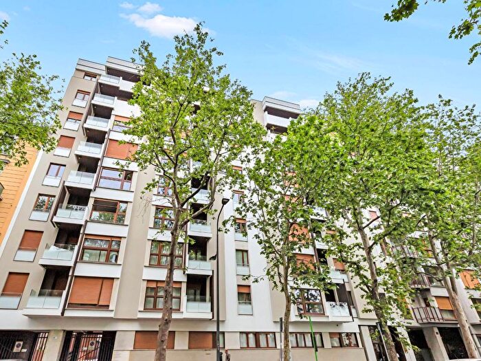 Appartamento bilocale in affitto in Via Ruggero di Lauria, Sempione, Milano