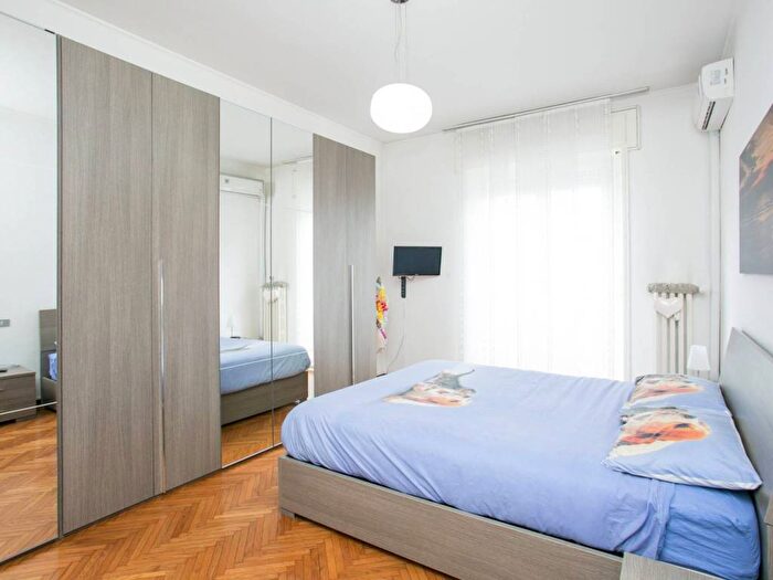 Appartamento bilocale in affitto in Via Lorenteggio, Tripoli Soderini, Milano