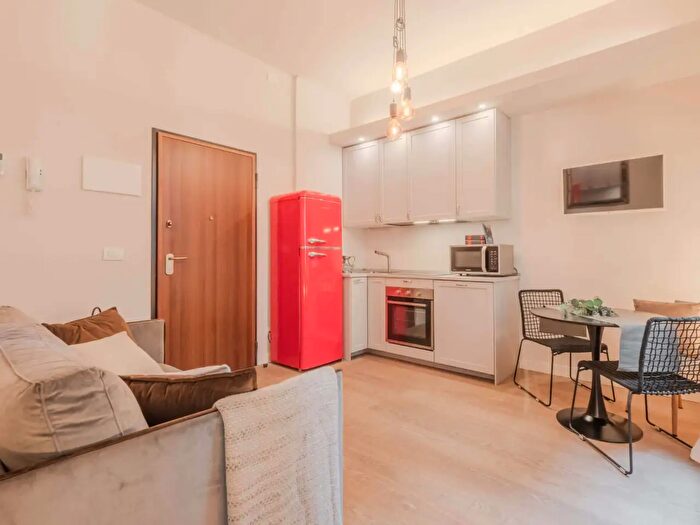 Appartamento monolocale in affitto in Via Mac Mahon, Milano