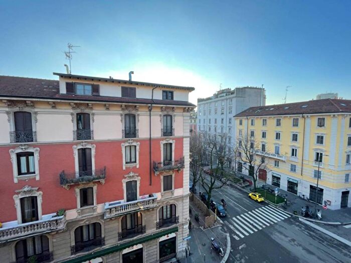 Appartamento bilocale in affitto in Via Lazzaro Papi, Porta Romana Medaglie d'Oro, Milano