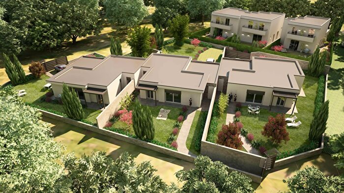 Casa quadrilocale in vendita in Via Isonzo, Cantu