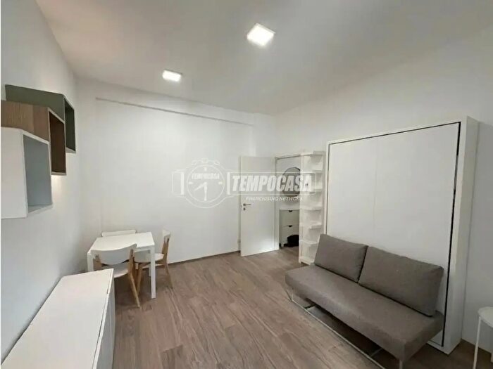 Appartamento bilocale in affitto in Via Pordenone, Milano