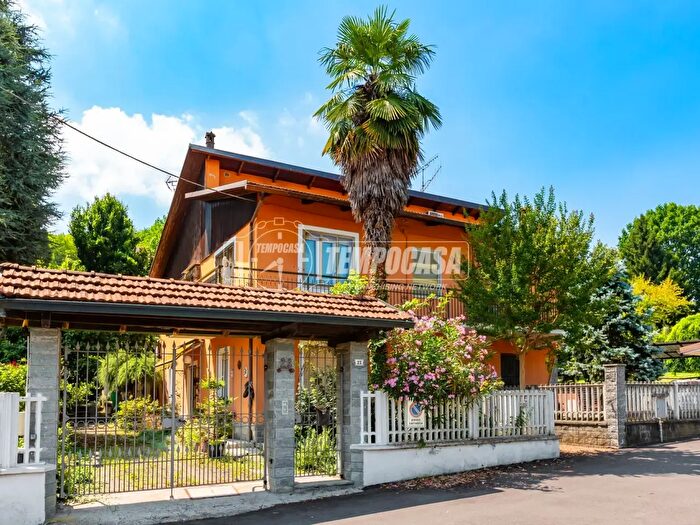Casa con 5 locali in vendita in Via Francesco Petrarca, Castiglione Torinese