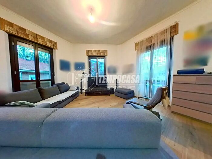 Appartamento quadrilocale in vendita in Via Reggio, Torino