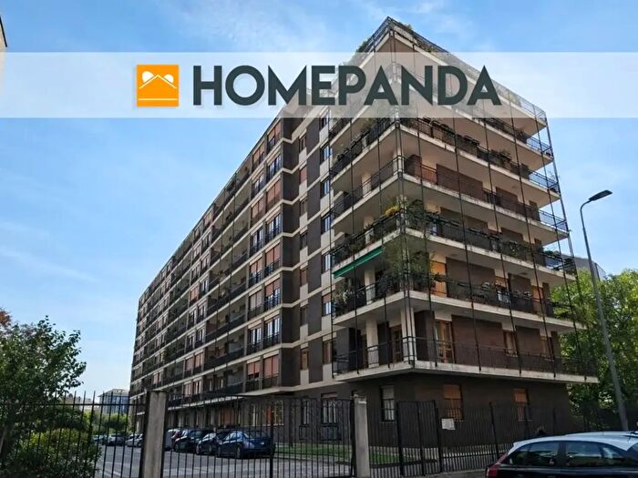 Appartamento trilocale in vendita in Via Francesco Nava, Milano