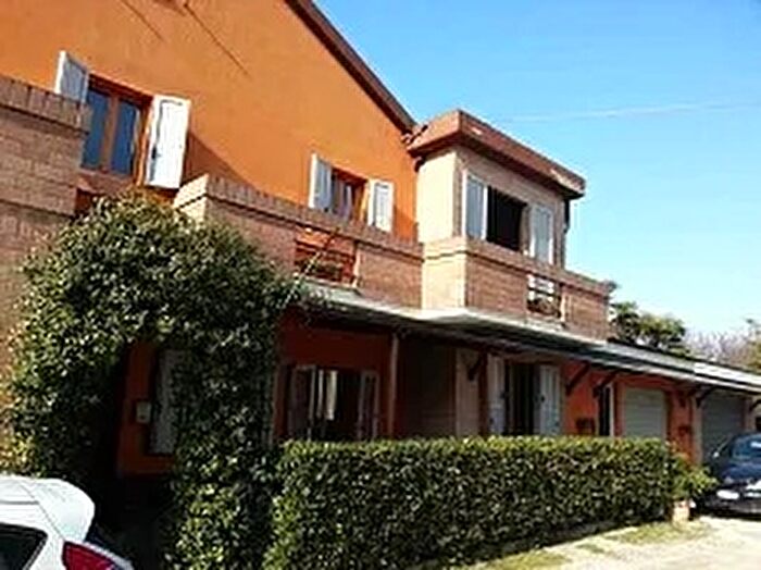 Casa con 5 locali in vendita in Via Piane Chienti Civitanova Marche MC, Montecosaro