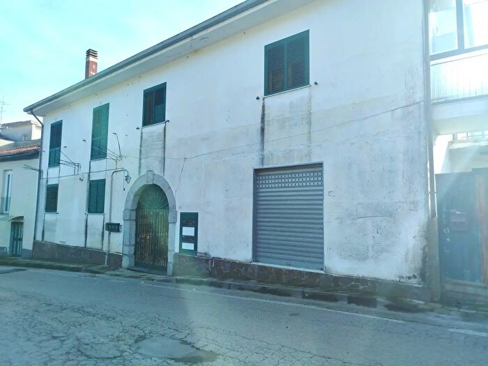 Appartamento bilocale in vendita in Via Santa Caterina s, San Mango Piemonte
