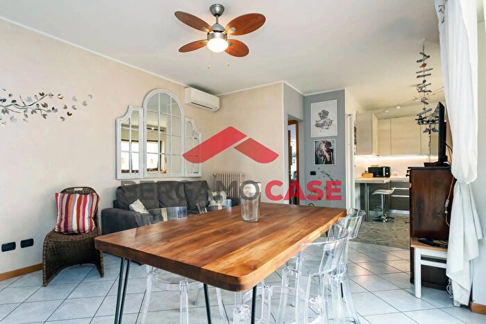 Appartamento trilocale in vendita in Via Cavalcanti, Mozzo