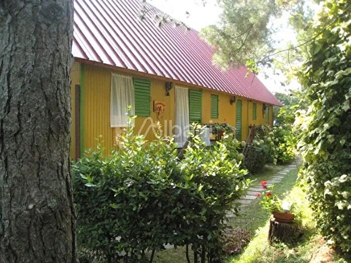 Casa con 6 locali in vendita in Fivizzano