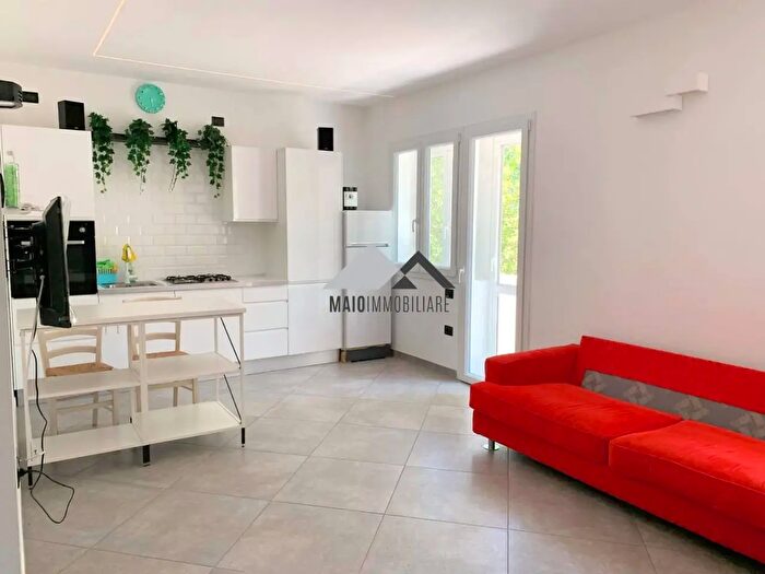 Appartamento trilocale in vendita in Viale Mantova, Rimini