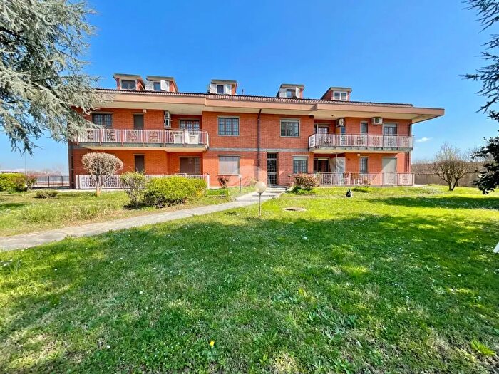 Appartamento trilocale in vendita in Strada Fornacino, Leini