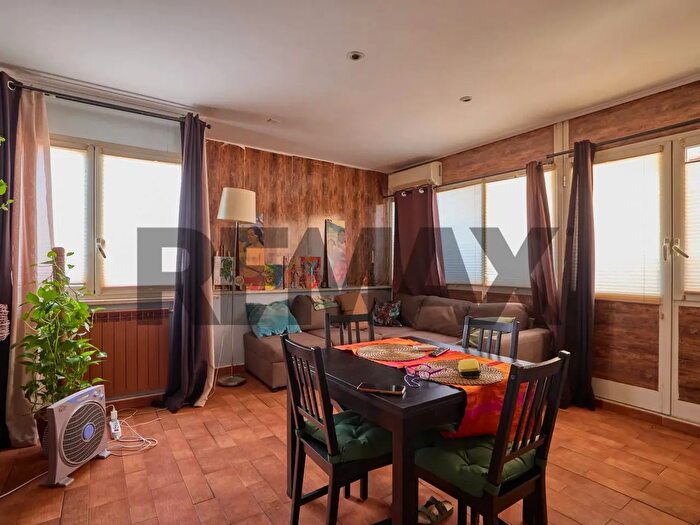 Appartamento trilocale in vendita in Via dell'Edera, Roma