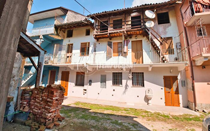 Appartamento quadrilocale in vendita in Trecate