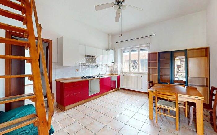 Appartamento bilocale in vendita in Piazza San Vito, Lentate Sul Seveso