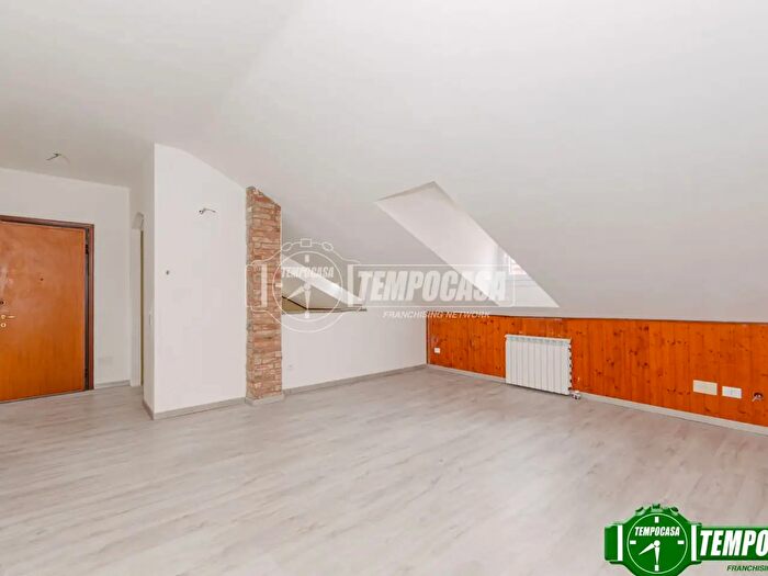 Appartamento bilocale in vendita in Via Giacomo Canevari, Voghera