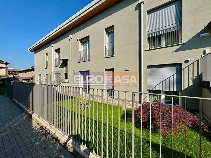 Appartamento quadrilocale in vendita in Via Calvetti, Bergamo