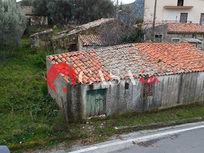 Casa con 6 locali in vendita in Strada Provinciale di Iria, SantAgata Di Militello