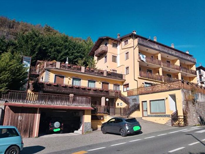 Appartamento monolocale in vendita in Frazione Chataignere, Challand Saint Victor