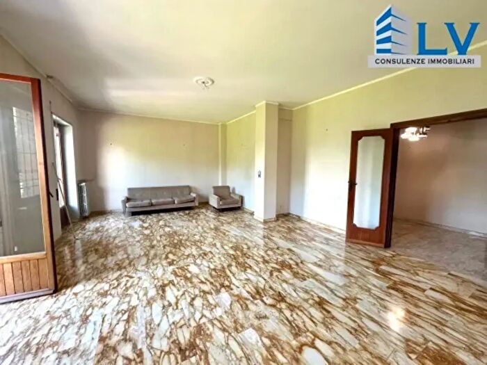 Appartamento con 6 locali in vendita in Via del Poggio, Frosinone