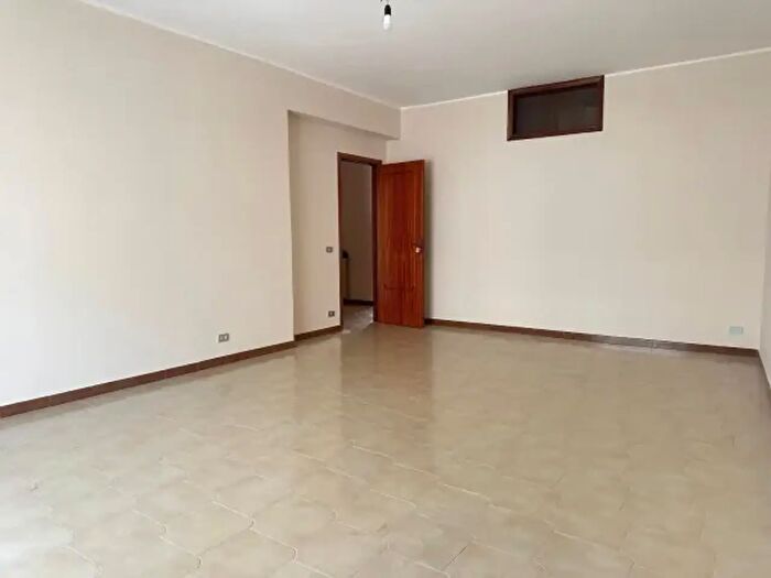 Appartamento con 6 locali in vendita in Via Barcellona Castroreale c, Barcellona Pozzo Di Gotto