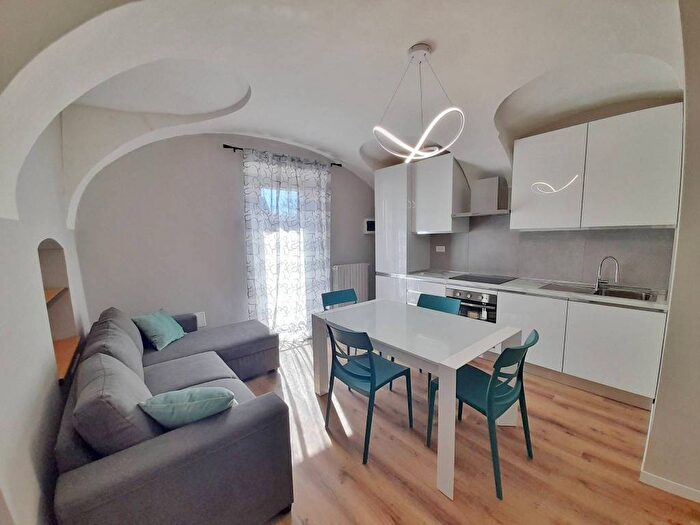 Appartamento bilocale in affitto in Via di Gherbiana, Breo, Mondovì