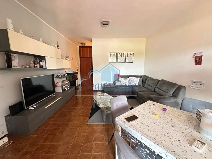 Appartamento quadrilocale in vendita in Luni
