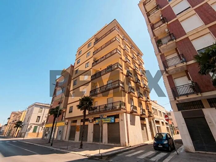 Appartamento trilocale in vendita in Via Marco Aurelio, Brindisi