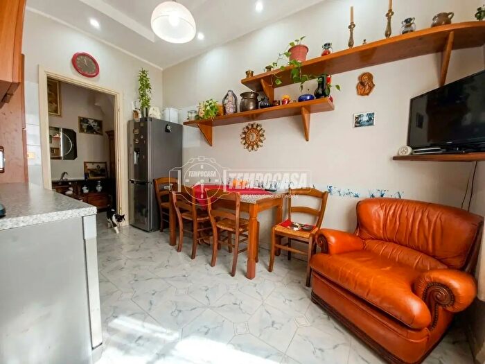 Appartamento trilocale in vendita in Via Billotti Lorenzo, Biella