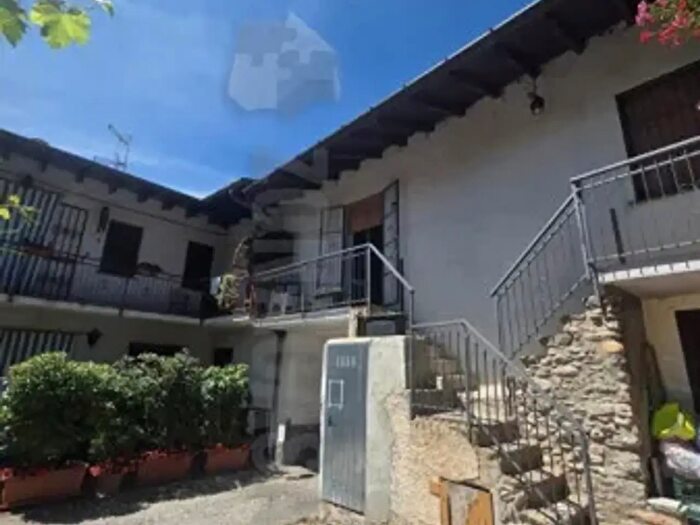 Appartamento bilocale in vendita in Via Narciso Nicola, Somma Lombardo