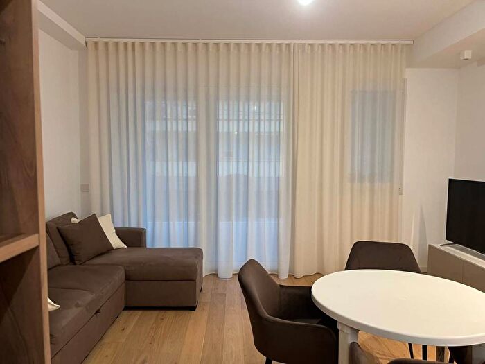 Appartamento trilocale in affitto in Viale Piacenza, Parco, Riccione