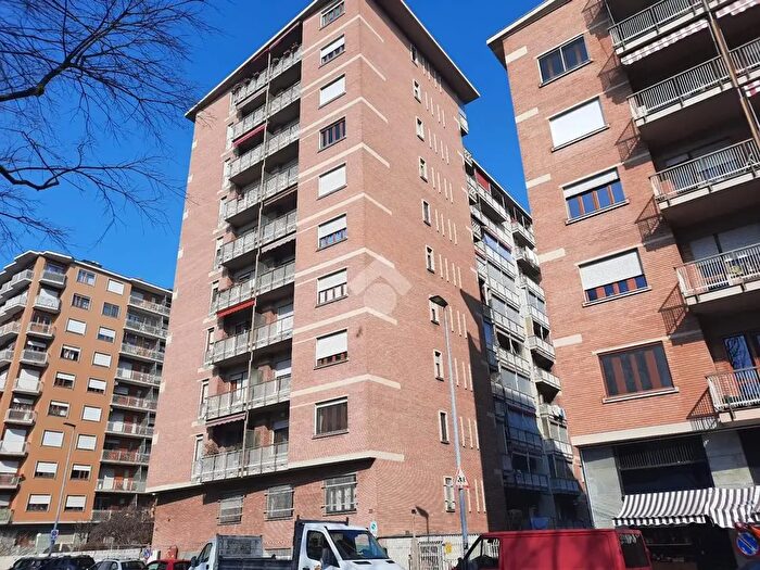 Appartamento quadrilocale in vendita in Via Garessio, Torino