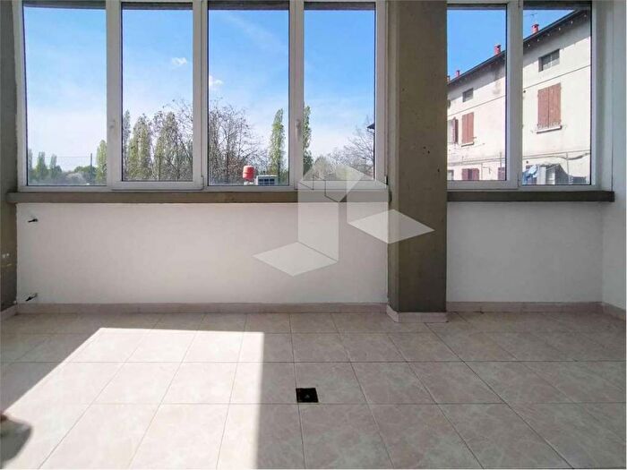 Appartamento bilocale in affitto in Ospizio San Maurizio, Reggio Emilia