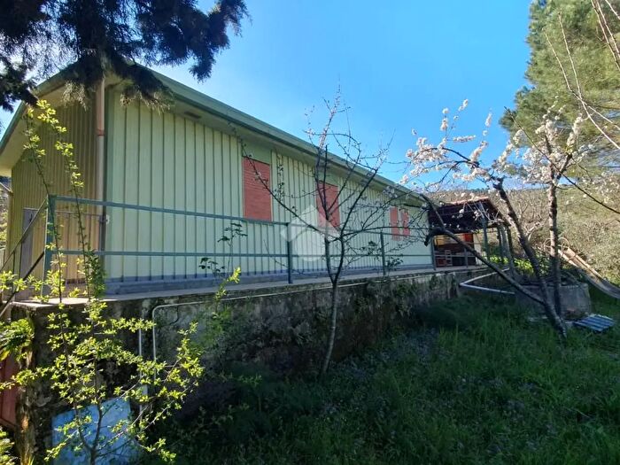 Casa con 6 locali in vendita in Contrada Renda, Monreale