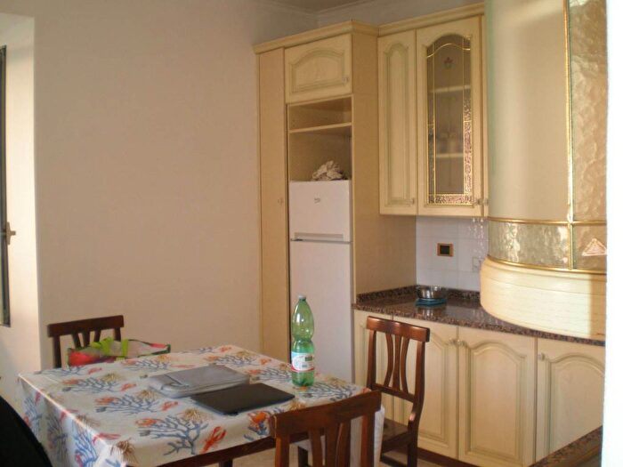 Appartamento bilocale in affitto in Via Cola di Rienzo, Centro Semicentro Prato della Corte, Marino