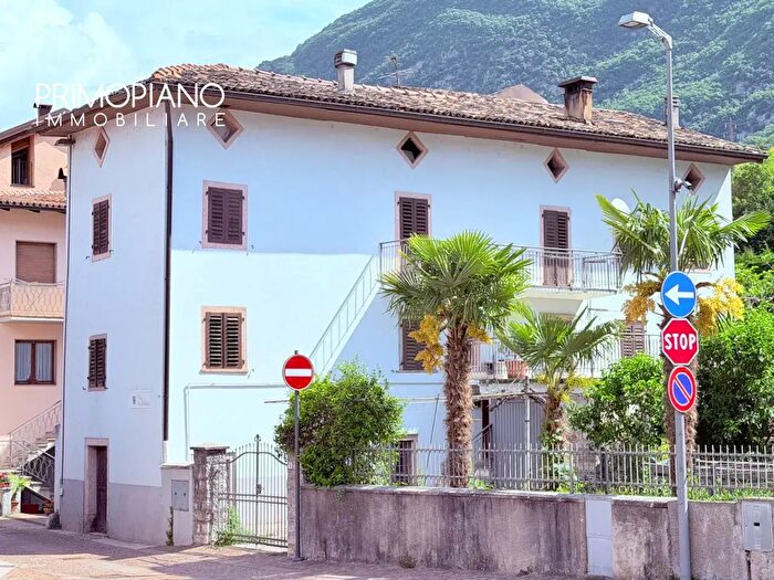 Casa con 5 locali in vendita in Via dei Filatoi, Madruzzo