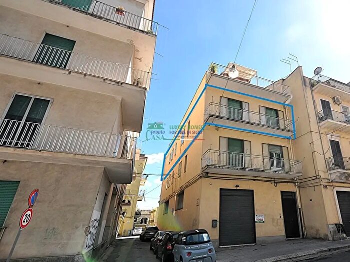 Appartamento con 6 locali in vendita in Via Meli a, Ragusa
