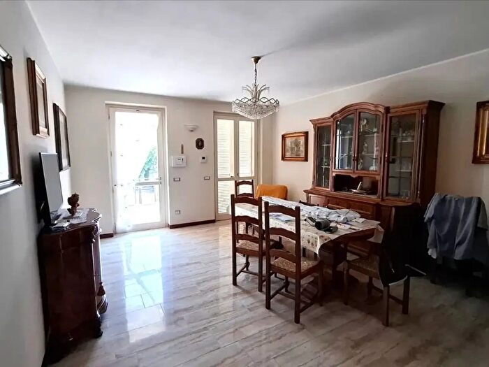 Appartamento trilocale in vendita in Carpaneto Piacentino