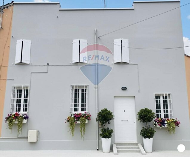 Casa trilocale in vendita in Via Argine Po, San Benedetto Po