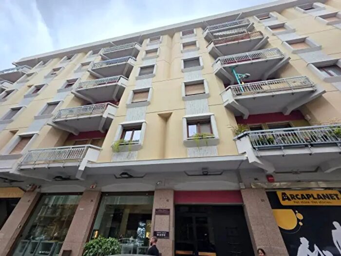 Appartamento quadrilocale in vendita in Via Luglio, Messina