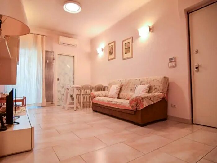 Appartamento trilocale in vendita in Corso Trapani, Torino