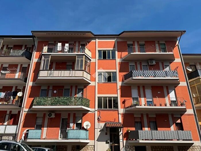 Appartamento trilocale in vendita in Via Pasquale Villari, Avellino