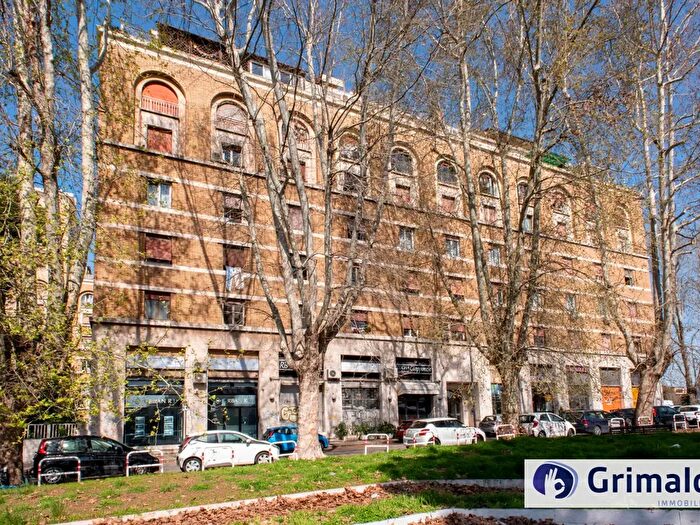 Appartamento quadrilocale in vendita in Cristoforo Colombo, Roma