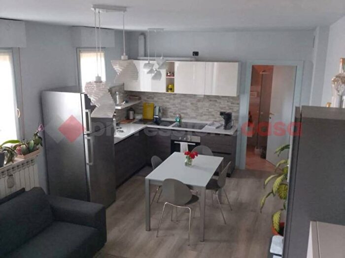 Appartamento bilocale in affitto in via marche, Ravello Villastanza Villapia, Parabiago