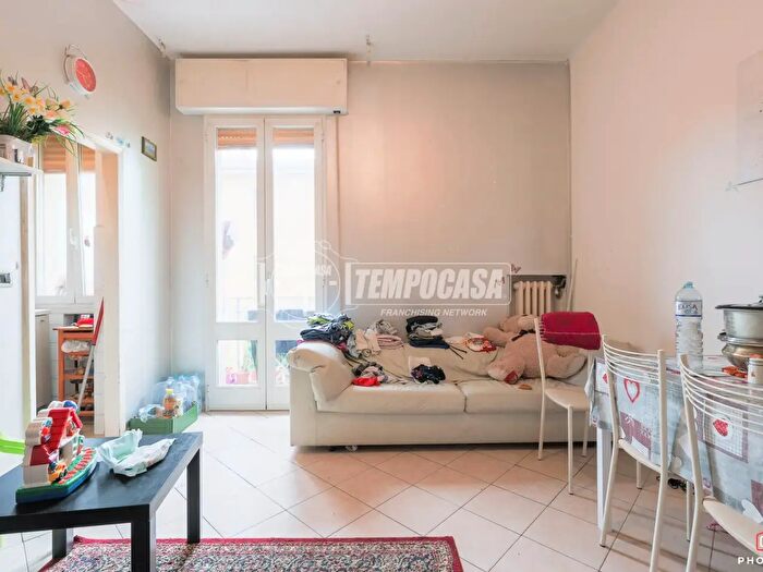 Appartamento trilocale in vendita in Via Pasteur Luigi, Bologna