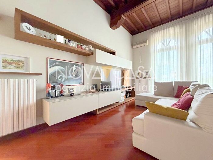 Casa trilocale in vendita in Viale Europa, Ombriano Sabbioni San Carlo, Crema