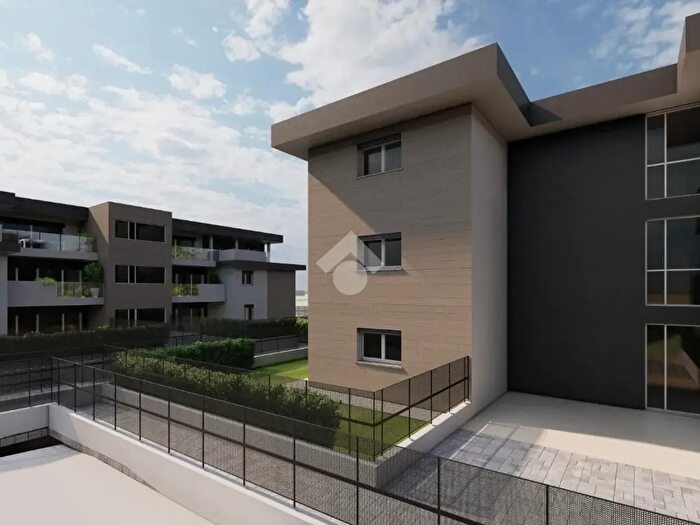 Appartamento bilocale in vendita in Via Marche, Lainate